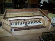 New table piano New sewing box table piano